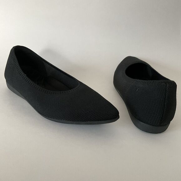 Vivaia Flats Size 42 US 10.5M Black Point-toe Slip-on Washable Travel - Picture 4 of 13